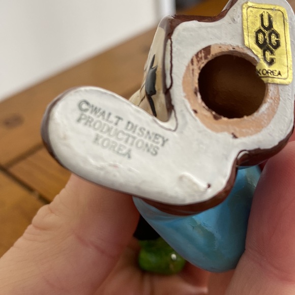 Walt Disney Production Goofy Playing Bass Cello - Picture 2 of 3